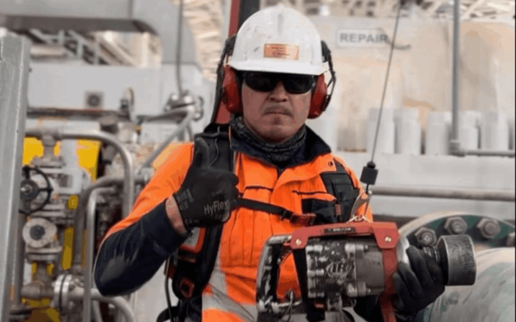 Exoesqueletos en Minería: Cómo Reducen Lesiones y Costos en Faenas Chilenas